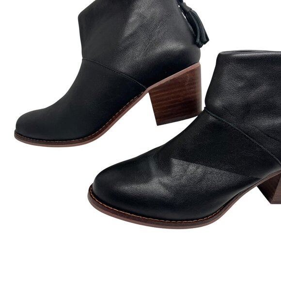 TOMS BLACK LEATHER HEEL ANKLE BOOTS 6.5 WOMENS BACK  ZIP TASSEL BOOTIES WOOD HEE - Picture 16 of 16